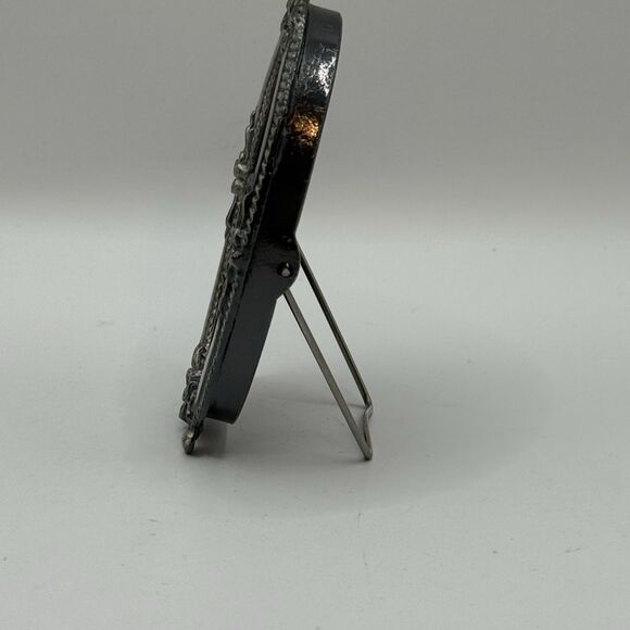 Mini Framed Knit Crochet Flowers Picture Frame Photo Silver White Flowers - Picture 2 of 7